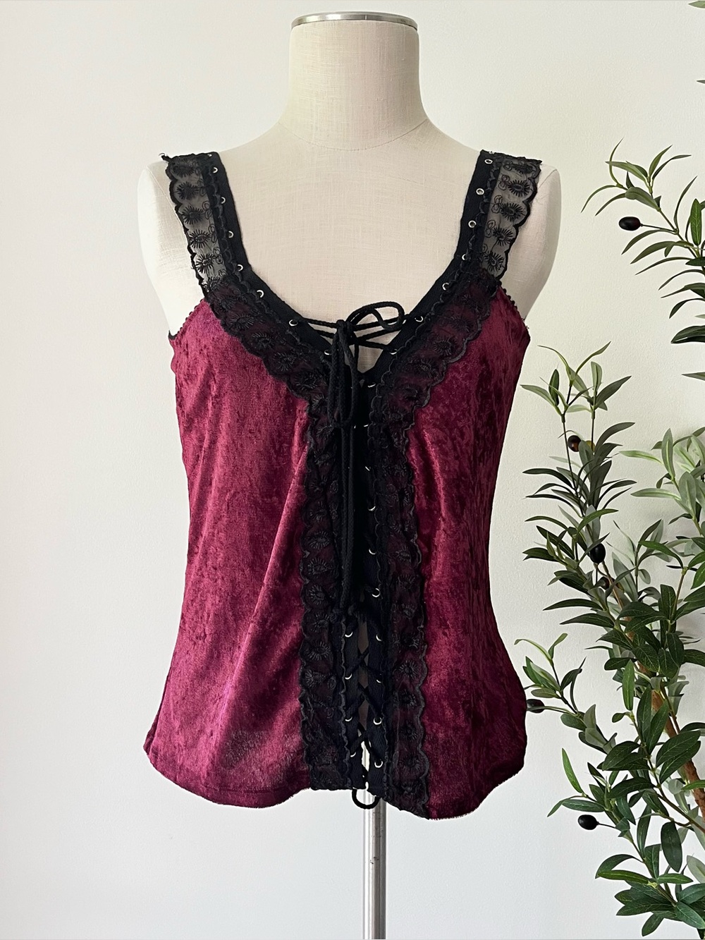 NWT Demi Loon gothic Burgundy Velvet Lace-Up Tank Top